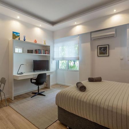 Brand New Apartment In Athén Kültér fotó