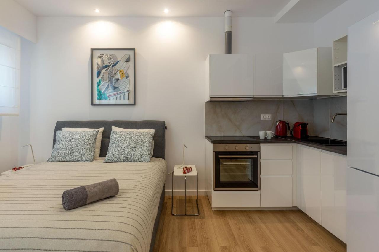 Brand New Apartment In Athén Kültér fotó